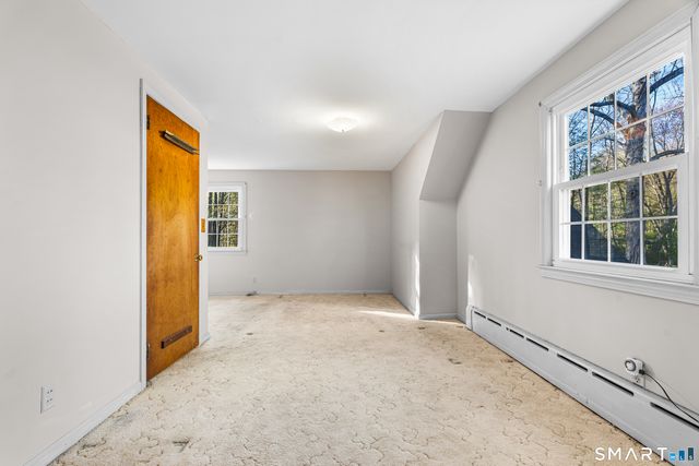 27 Valley Road, Shelton, CT 06484