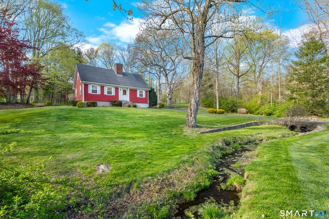 27 Valley Road, Shelton, CT 06484