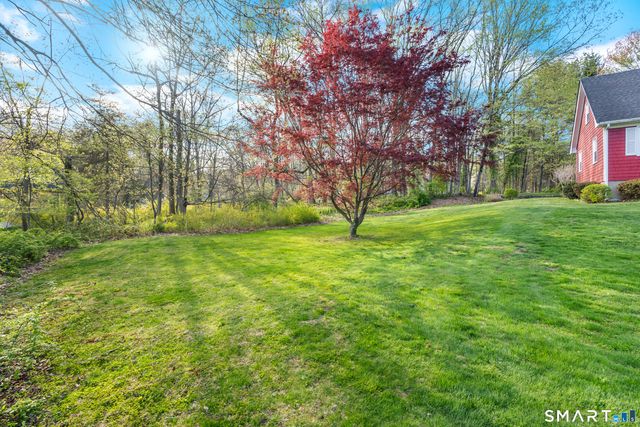 27 Valley Road, Shelton, CT 06484