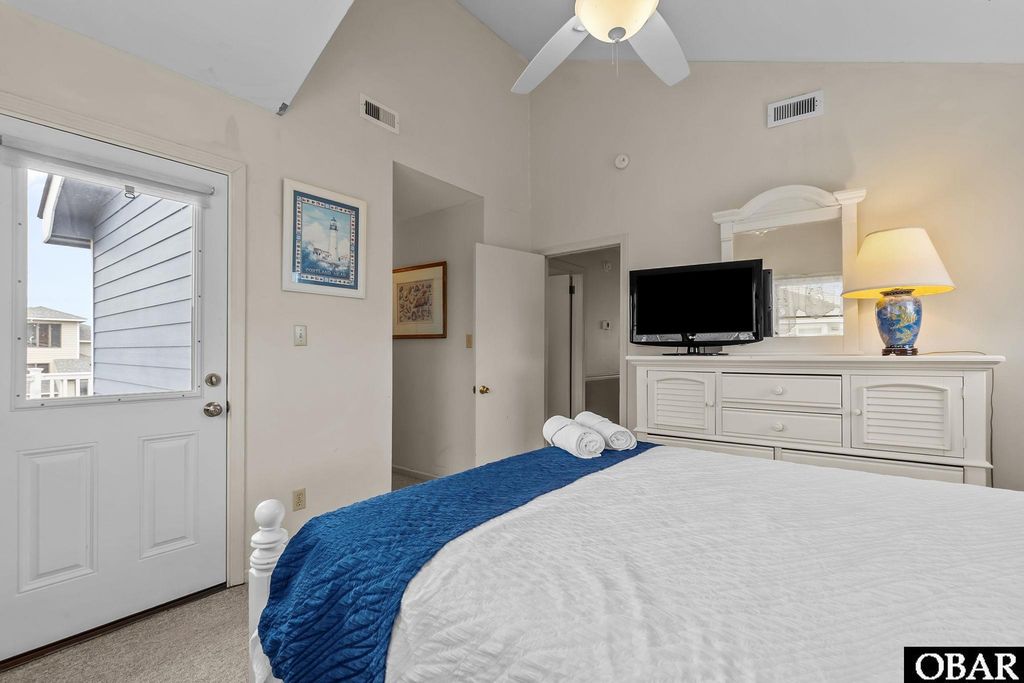 Image 31 of property listing at 1112 Morris Drive Lot 709, Corolla, NC 27927