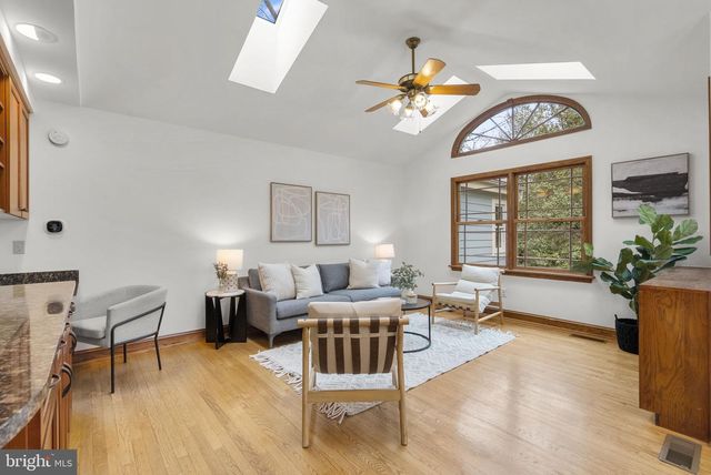 709 WOODSIDE PKWY, Silver Spring, MD 20910