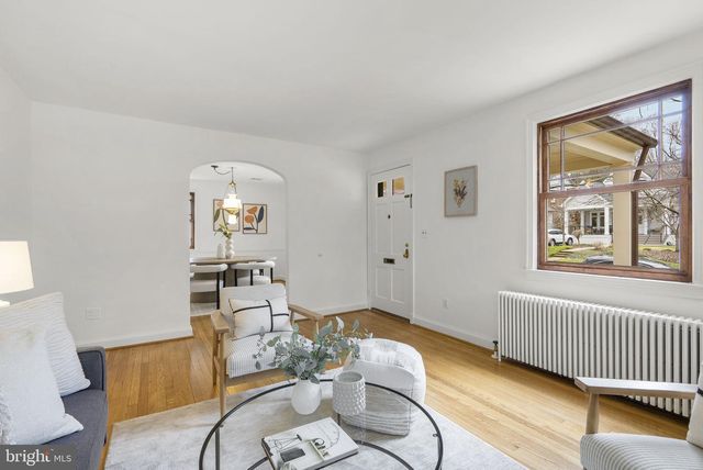 709 WOODSIDE PKWY, Silver Spring, MD 20910