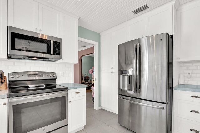 3739 Lighthouse Drive, Palm Beach Gardens, FL 33410