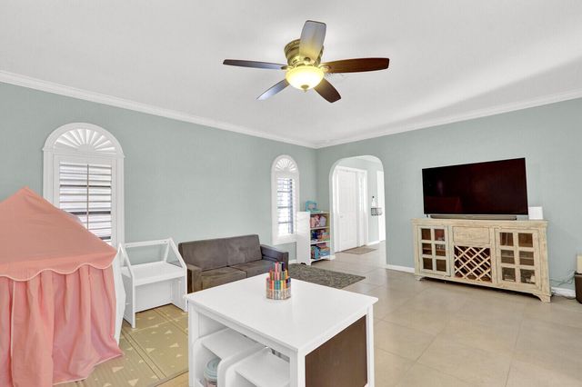 3739 Lighthouse Drive, Palm Beach Gardens, FL 33410