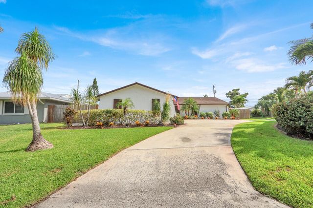 3739 Lighthouse Drive, Palm Beach Gardens, FL 33410