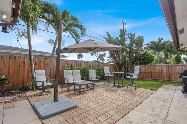 3739 Lighthouse Drive, Palm Beach Gardens, FL 33410