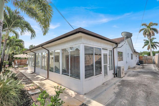 3739 Lighthouse Drive, Palm Beach Gardens, FL 33410