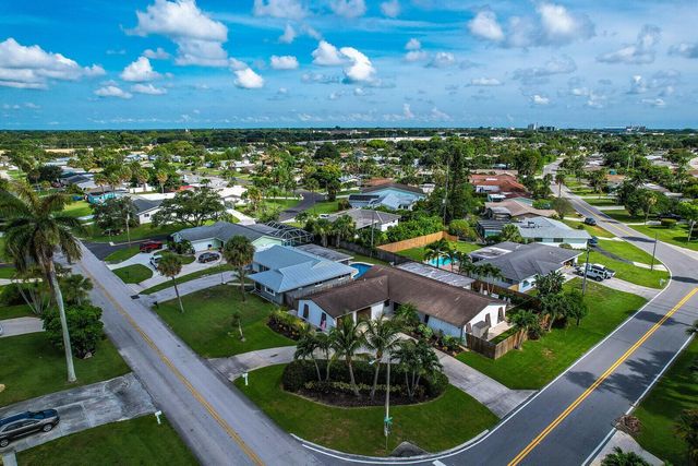 3739 Lighthouse Drive, Palm Beach Gardens, FL 33410