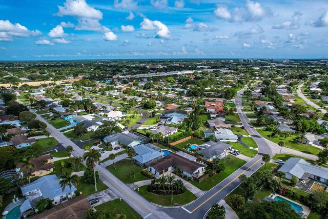 3739 Lighthouse Drive, Palm Beach Gardens, FL 33410