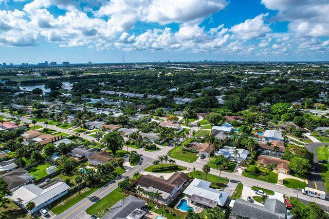 3739 Lighthouse Drive, Palm Beach Gardens, FL 33410