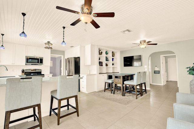 3739 Lighthouse Drive, Palm Beach Gardens, FL 33410