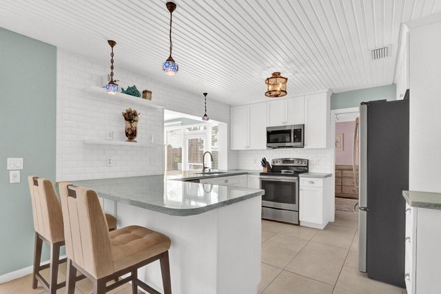 3739 Lighthouse Drive, Palm Beach Gardens, FL 33410