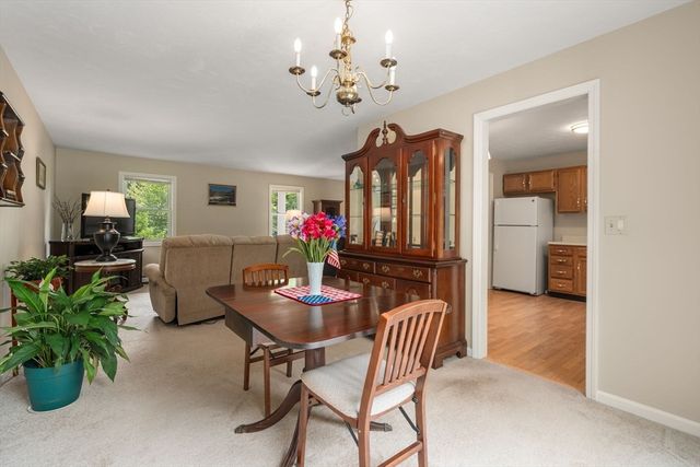 42 Jessica Way, Northbridge, MA 01534