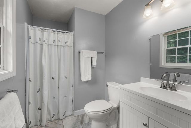 42 Jessica Way, Northbridge, MA 01534