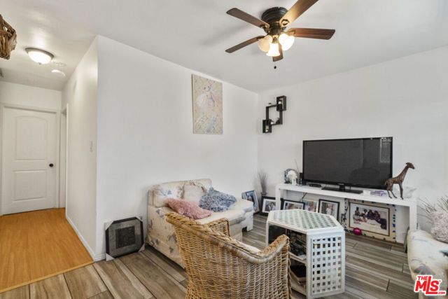 1414 W 54th Street, Los Angeles, CA 90062