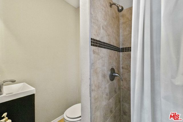 1414 W 54th Street, Los Angeles, CA 90062