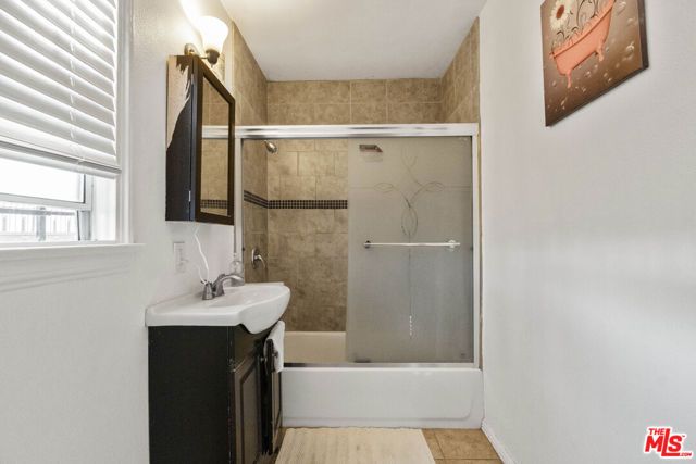 1414 W 54th Street, Los Angeles, CA 90062