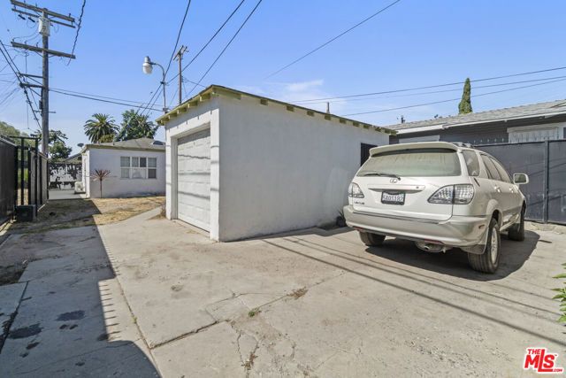 1414 W 54th Street, Los Angeles, CA 90062