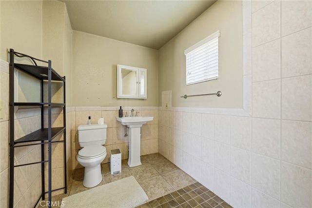 1505 Canterbury, Redlands, CA 92374
