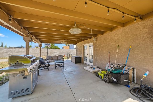 1505 Canterbury, Redlands, CA 92374