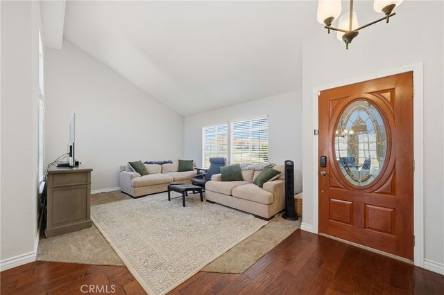 1505 Canterbury, Redlands, CA 92374