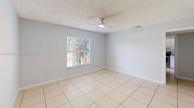 9481 W Fern Ln, Miramar, FL 33025