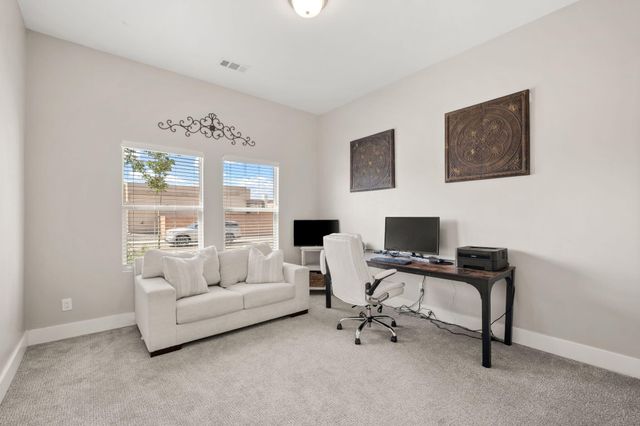 6527 Trestle Glen Road NW, Albuquerque, NM 87120