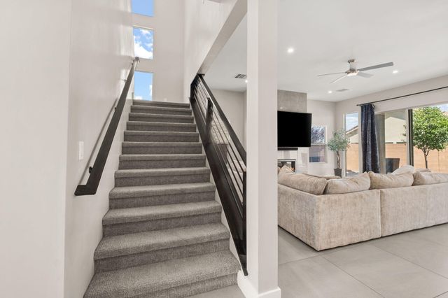 6527 Trestle Glen Road NW, Albuquerque, NM 87120