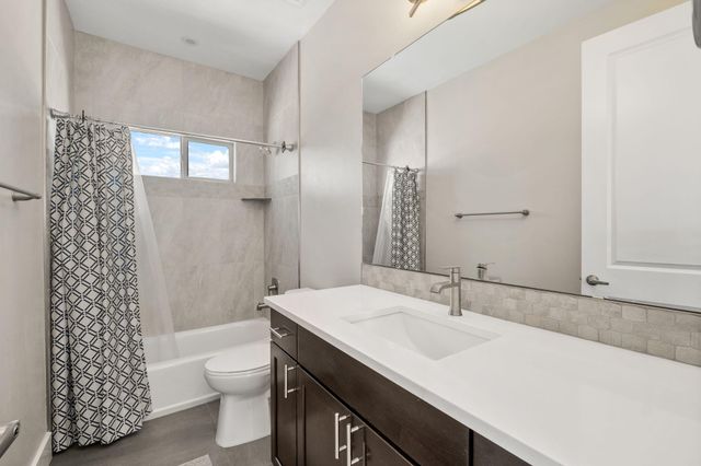 6527 Trestle Glen Road NW, Albuquerque, NM 87120