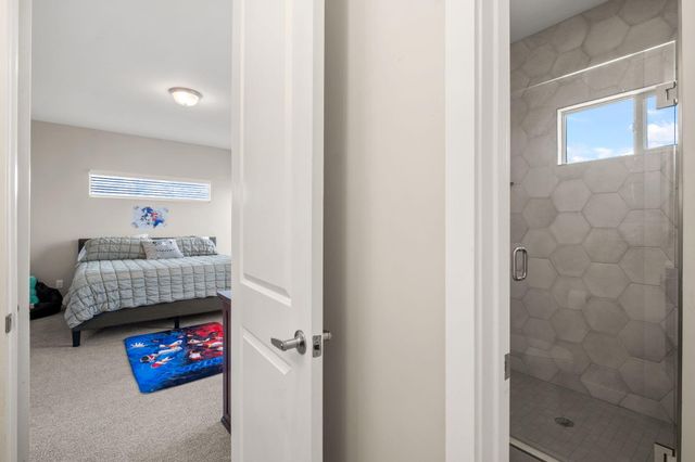 6527 Trestle Glen Road NW, Albuquerque, NM 87120