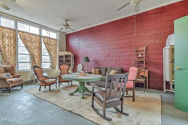 19407 Bethel Road, Abingdon, VA 24211