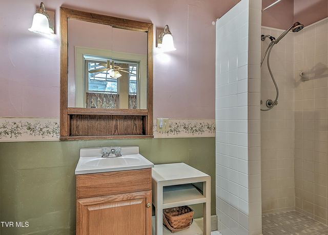 19407 Bethel Road, Abingdon, VA 24211