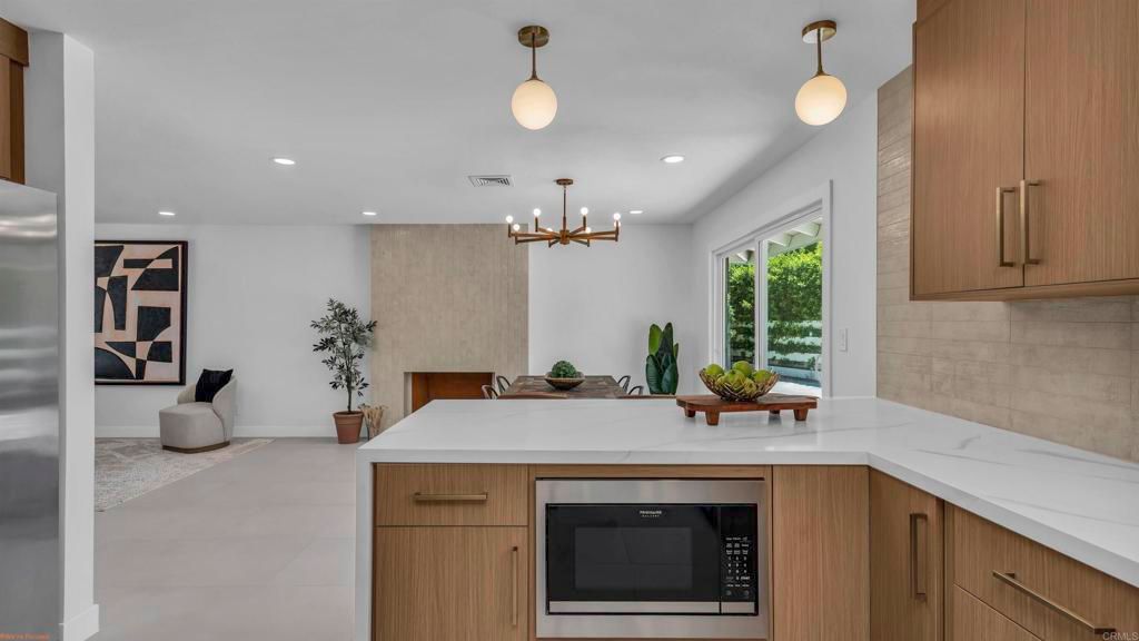 Image 13 of property listing at 1111 S San Joaquin Drive, Palm Springs, CA 92264