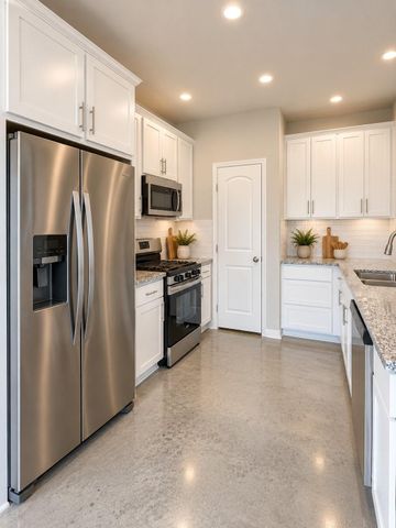 15622 Walnut Drive, Montgomery, TX 77356