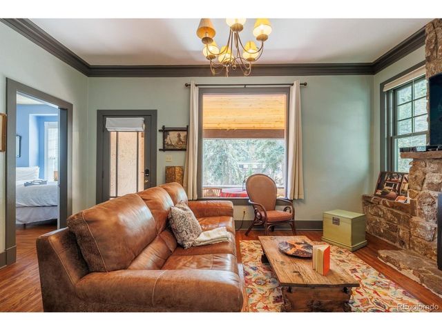 8240 Emporia Ave, Cascade, CO 80809