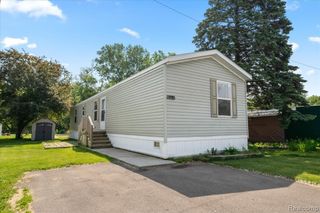 11731 Valerie Lane, Whitmore Lake, MI 48189