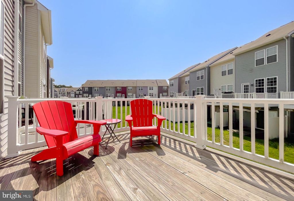 43695 WINTERBERRY WAY, California, MD 20619