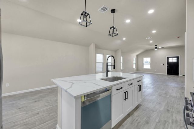 106 Harbor Court Drive, Conroe, TX 77356