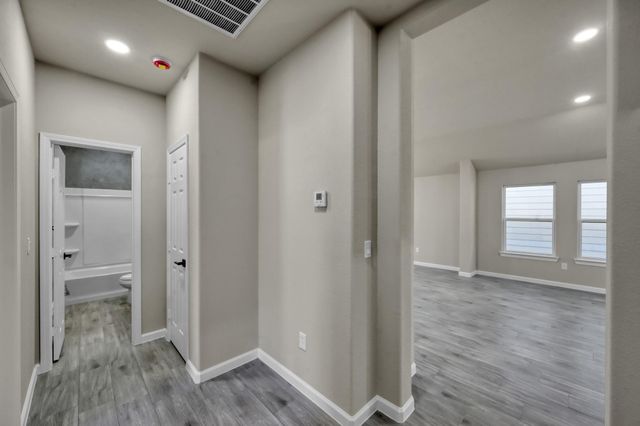 106 Harbor Court Drive, Conroe, TX 77356