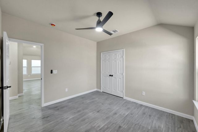 106 Harbor Court Drive, Conroe, TX 77356