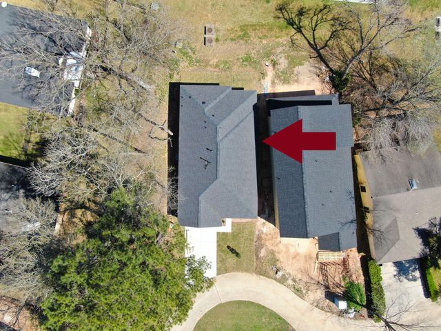 106 Harbor Court Drive, Conroe, TX 77356
