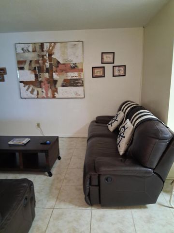 4250 NW 49TH Terrace, Lauderdale Lakes, FL 33319