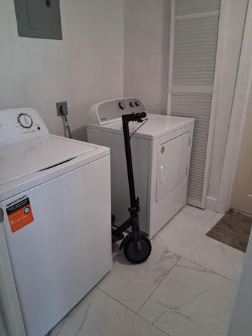 4250 NW 49TH Terrace, Lauderdale Lakes, FL 33319