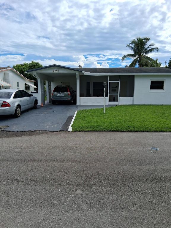 4250 NW 49TH Terrace, Lauderdale Lakes, FL 33319