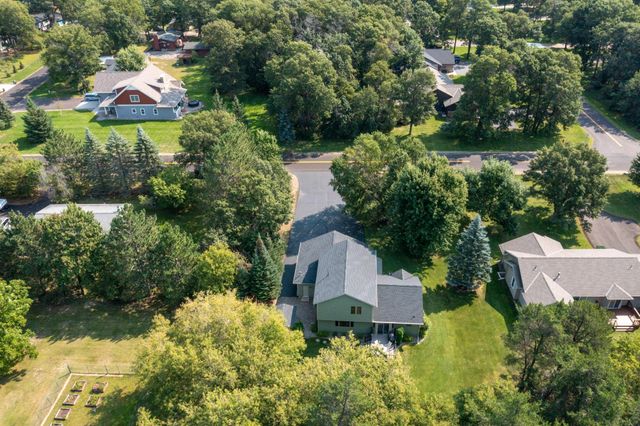 13895 Knollwood Drive, Baxter, MN 56425