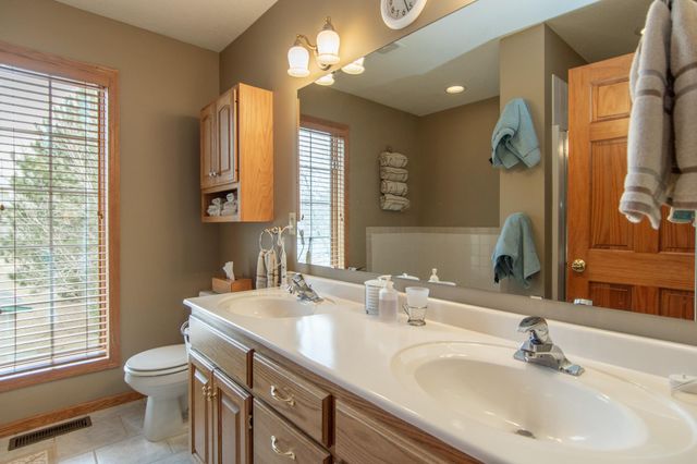 13895 Knollwood Drive, Baxter, MN 56425