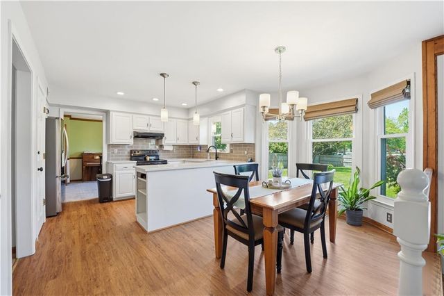 8050 Lakeview Avenue, Lenexa, KS 66219