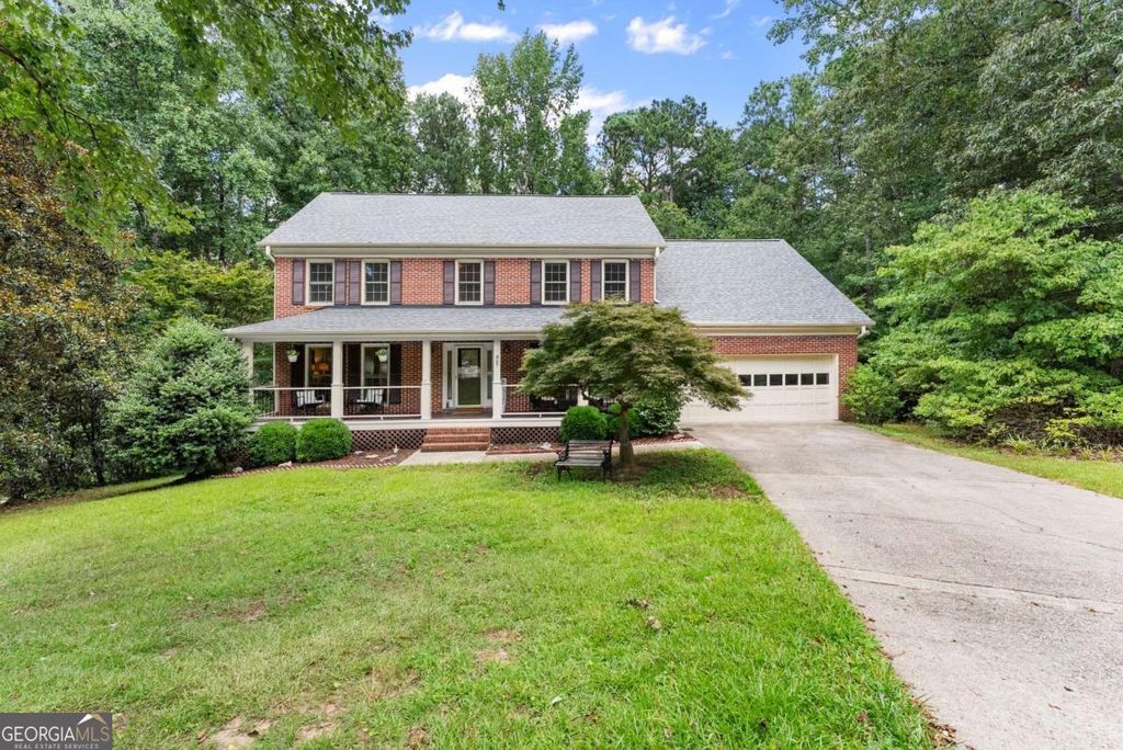 867 Pinbrook Drive, Lawrenceville, GA 30043