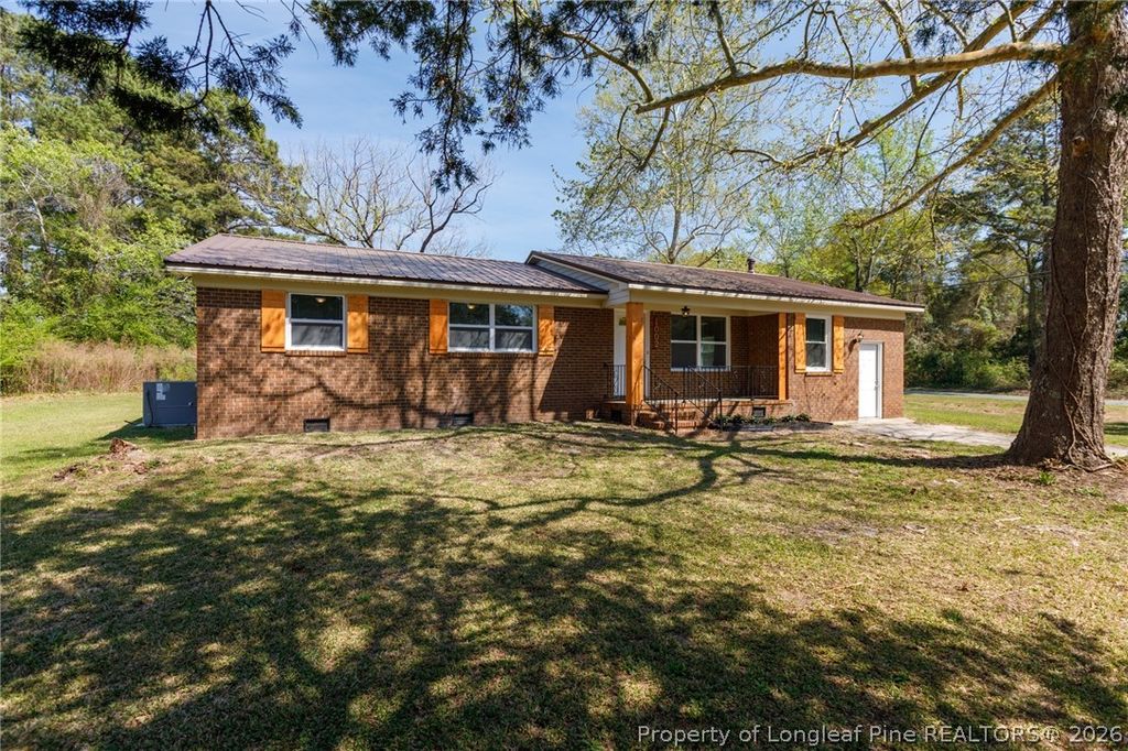 1002 Able Street, Elizabethtown, NC 28337 — photo 2