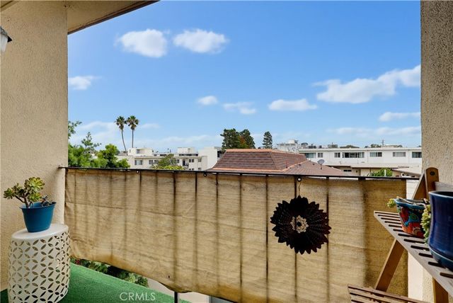 8738 Delgany 301, Playa Del Rey, CA 90293